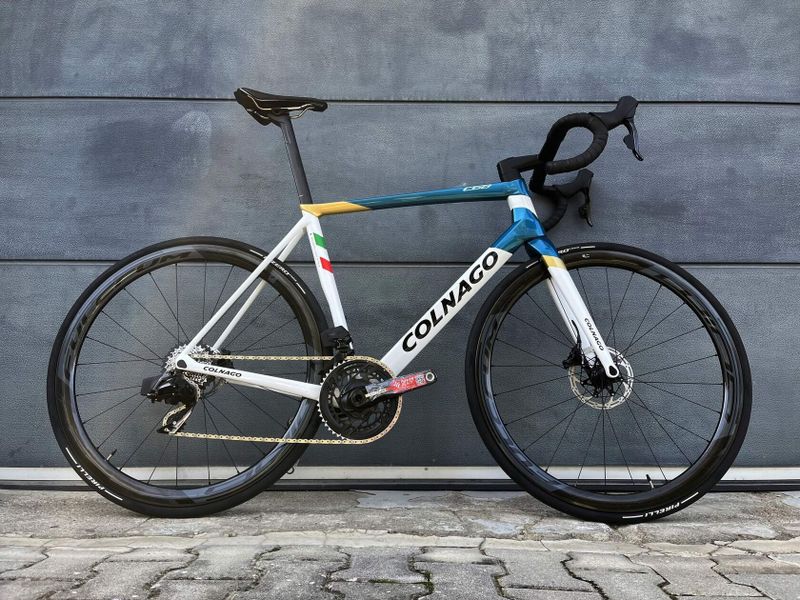 Colnago C68 Disc + Force AXS + Fulcrum Wind 40