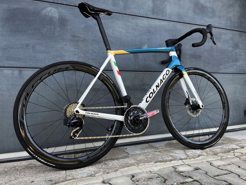 Colnago C68 Disc + Force AXS + Fulcrum Wind 40