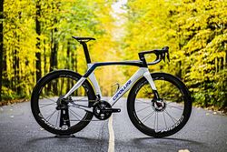 Cipollini THE ONE RB1K, Shimano Dura-Ace Di2 2x12, Drive Helix Carbon