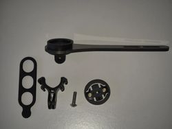 Karbonový držák navigace Garmin, Wahoo, atd.