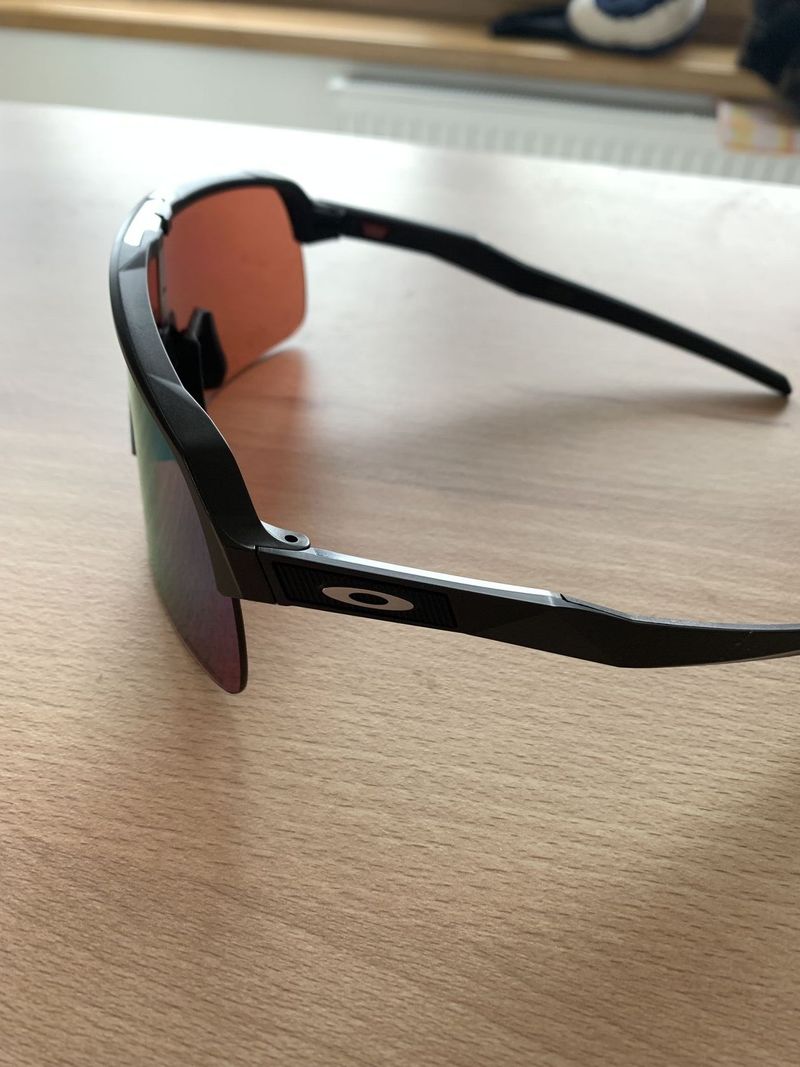 Oakley Sutro Lite