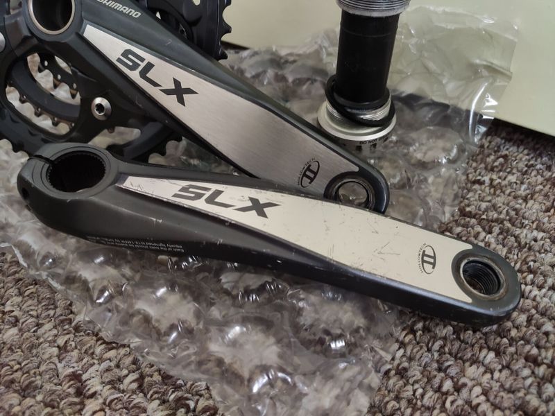 Shimano SLX kliky + ložiska 