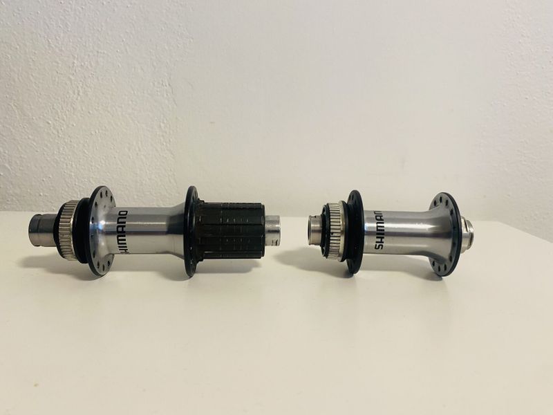 Přední + Zadní náboj Shimano Ultegra RS770 12x100+12x142