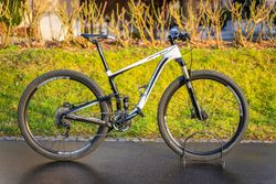 Giant Anthem X Advanced 29er 2 Carbon