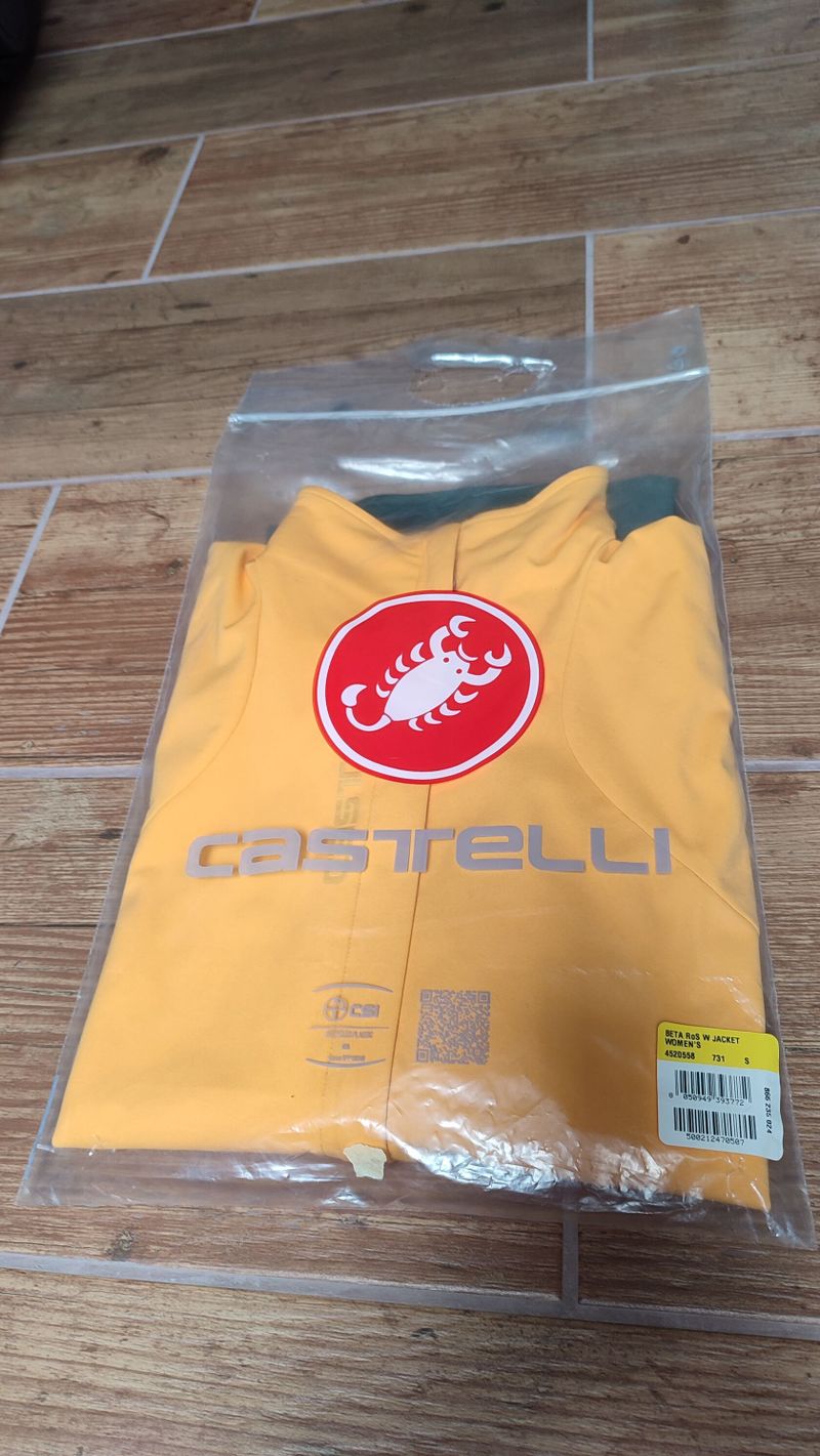 Nova bunda Castelli Beta Ros - Polartec Neoshell