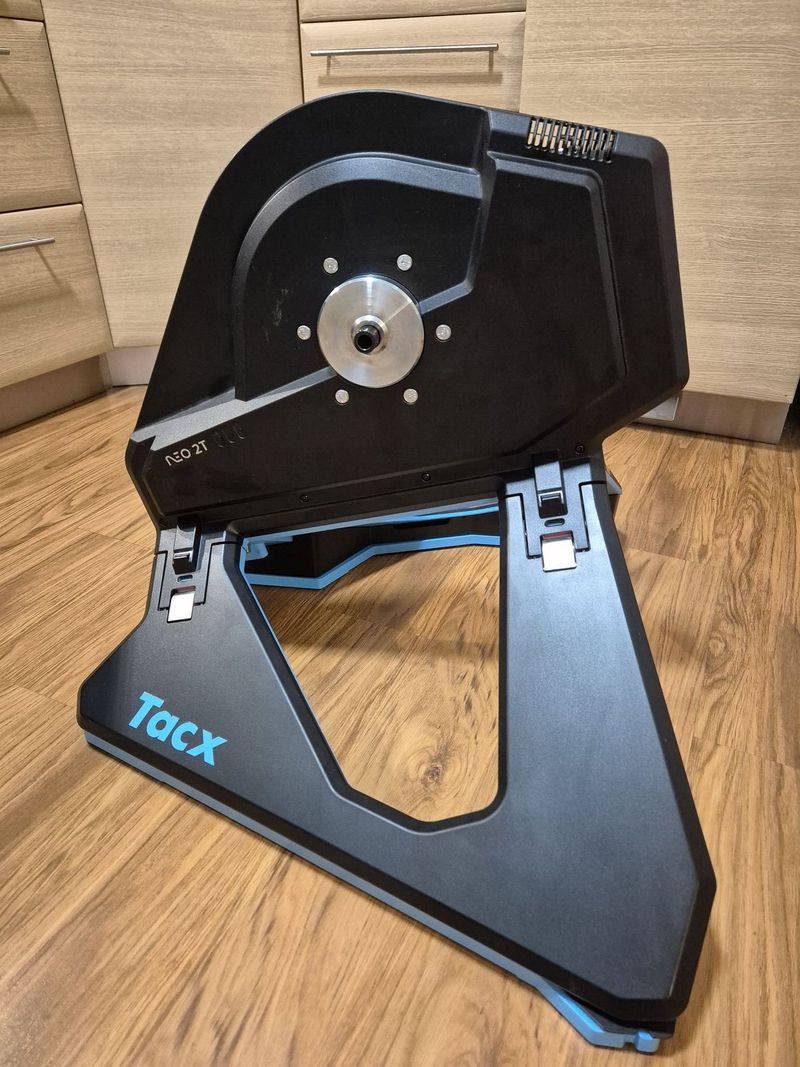 Tacx NEO 2T - kompletní výbava na indoor cycling