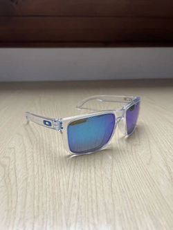 Oakley Holbrook Prizm polarized sapphire