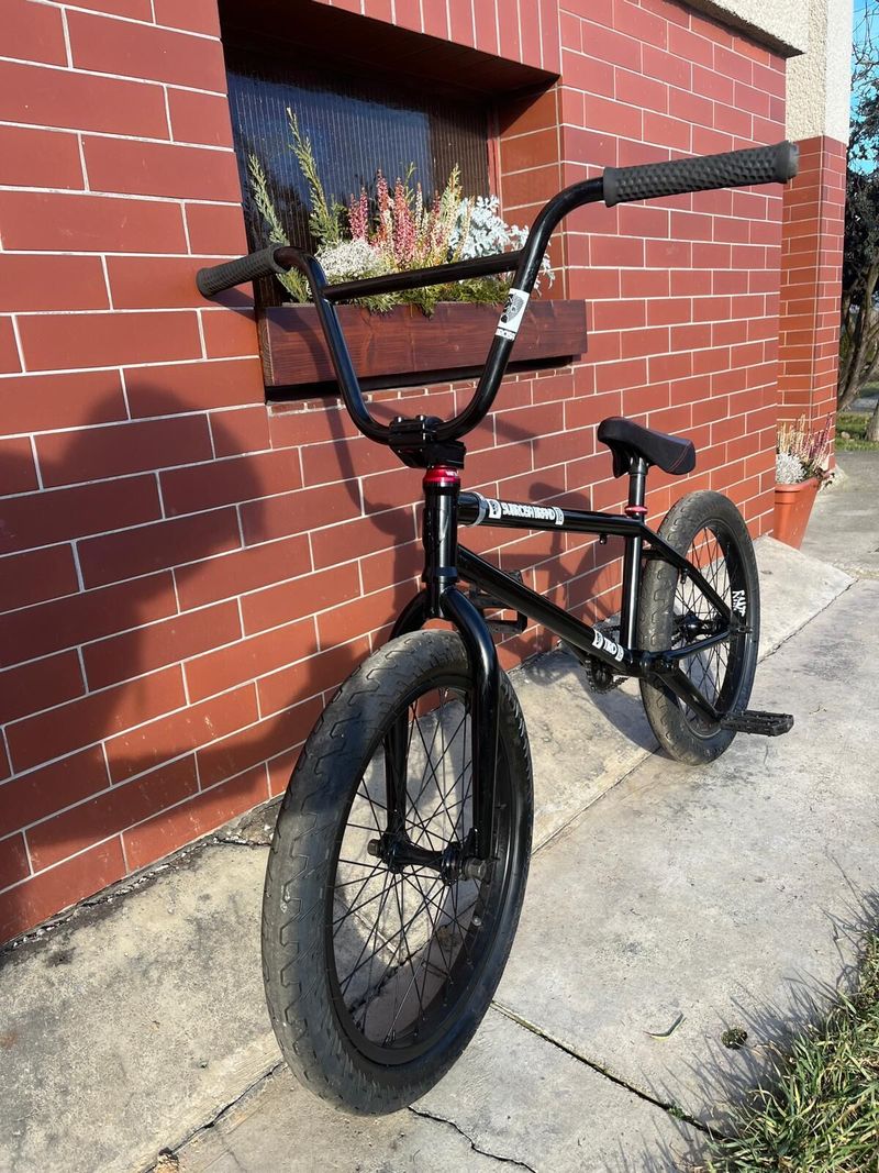 kolo BMX Subrosa TIRO BLACK