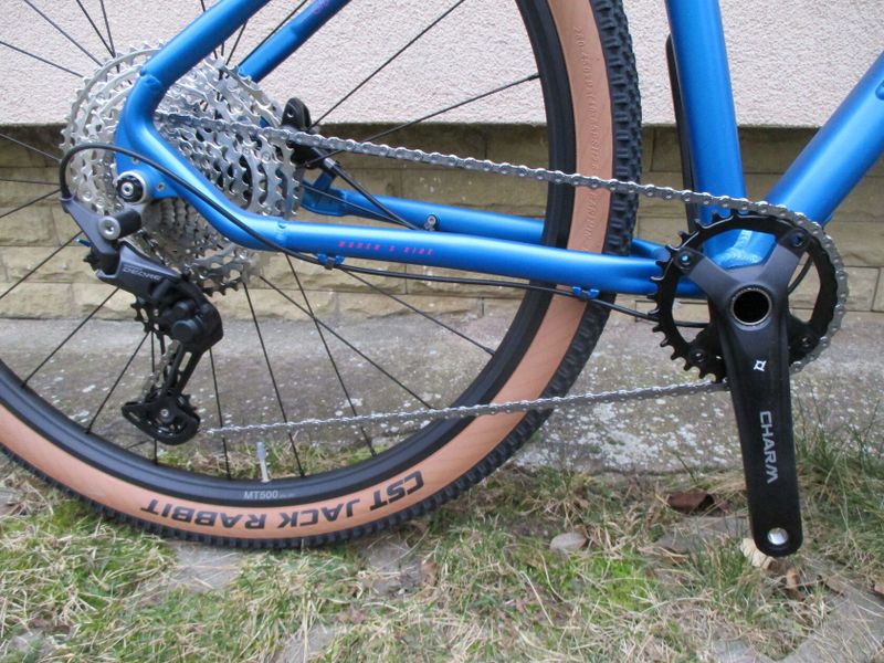 Nové 29" kolo ROZZO Grace, vzduchová vidlice Suntour XCR, osazení Shimano Deore1x12, pevné osy