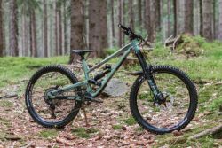 COMMENCAL CLASH ESSENTIAL - HERITAGE GREEN Vel.L