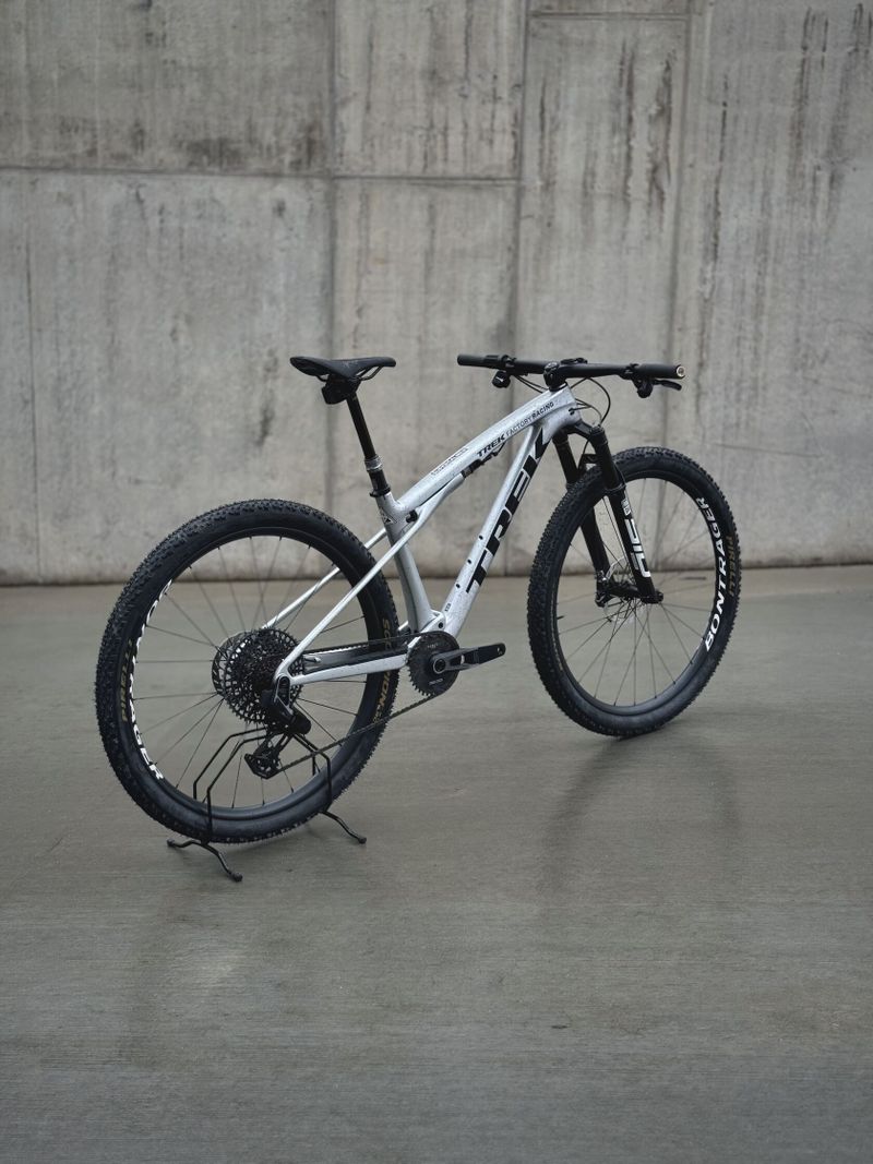 Trek Supercaliber SLR 9.8 X0 AXS T-Type Gen 2