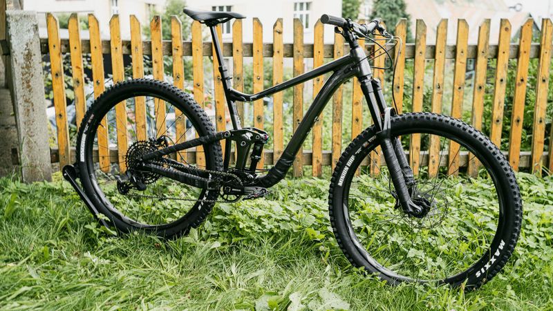 Celoodpružené kolo Giant Trance X 29" 2 - velikost M