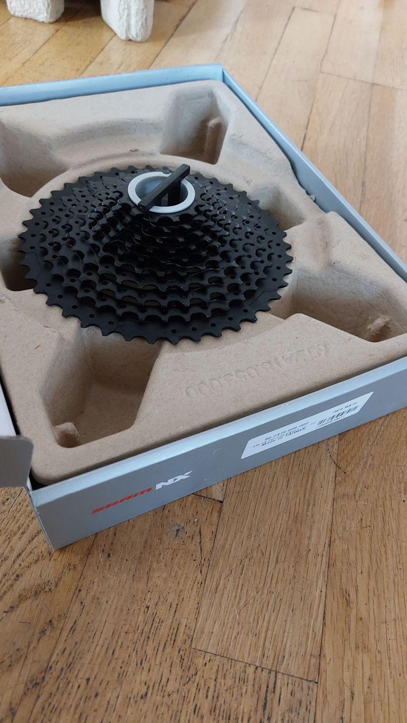 Prodám novou mechanickou sadu Sram Rival 1x11 