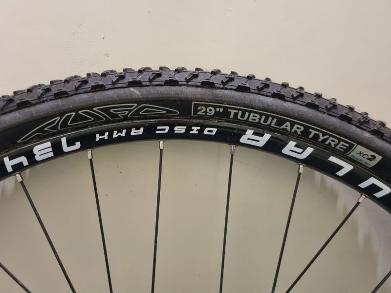 MTB Galusková zapletená kola Remerx Boost 15x110/12x148mm