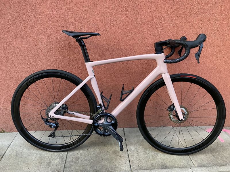 Specialized TARMAC SL7 EXPERT + karbonová KOLA 