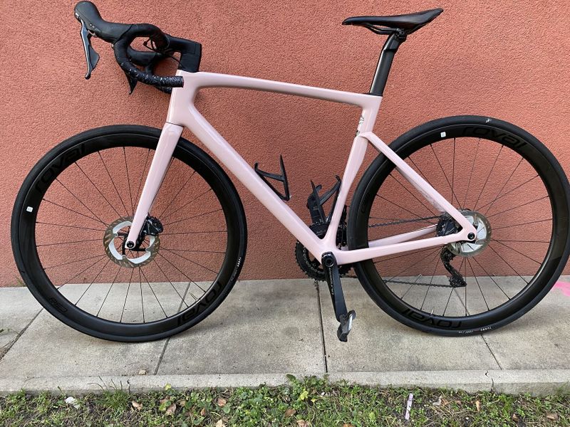 Specialized TARMAC SL7 EXPERT + karbonová KOLA 