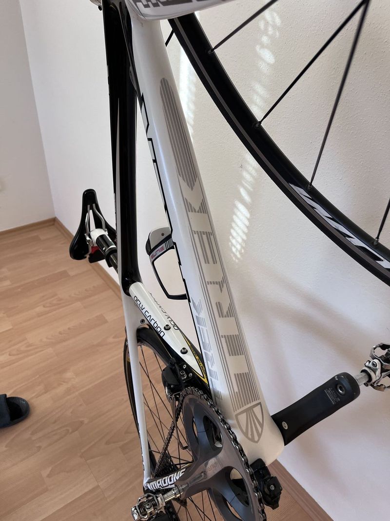 Trek Madone 6.9 Pro 2010 Dura Ace Di2 vel. S (52)