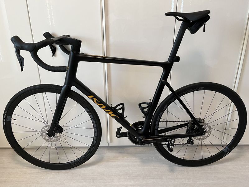 ISSAC BOSON - XXL - Shimano Di2 105 - 8/2024 - 1000km