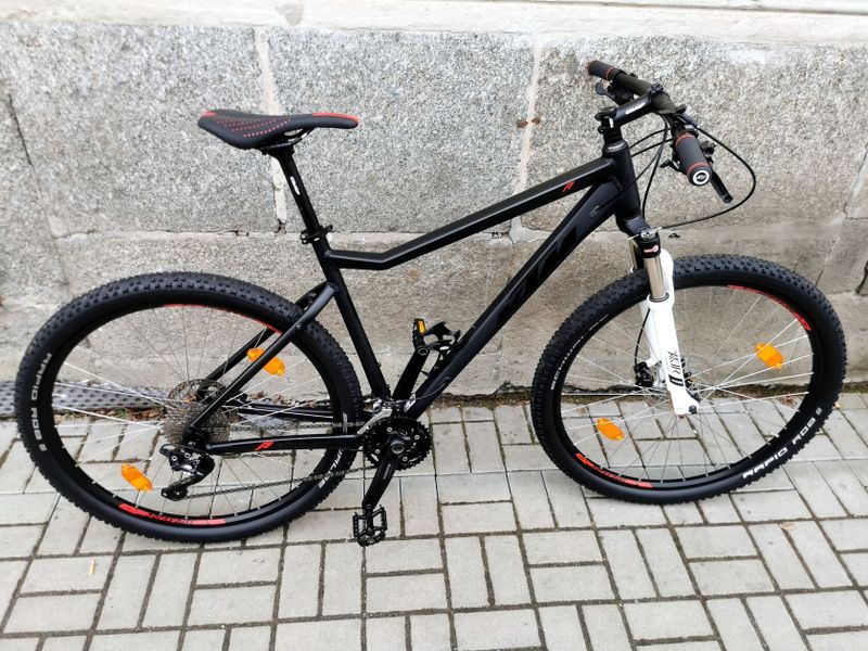 KTM PEAK AIR 29" XT 3x10/SR XCR vzduch vel.L TOP STAV