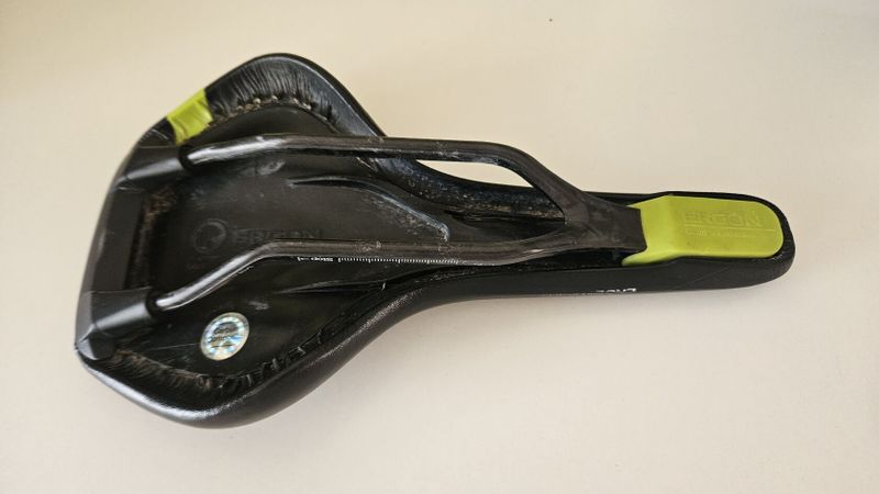 ERGON carbon 288 x 152 mm, 224 g