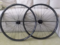 Zapletená kola Giant AM 29" Boost