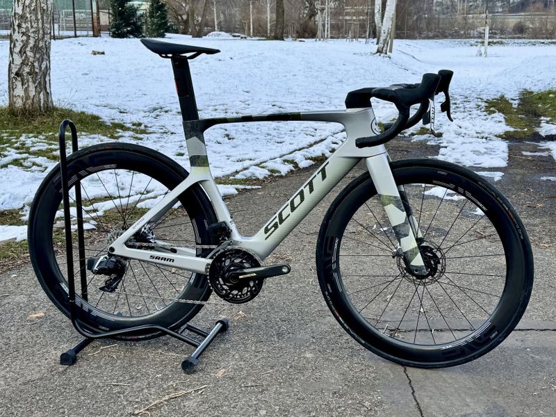 Scott Foil RC, Enve, Sram Red AXS