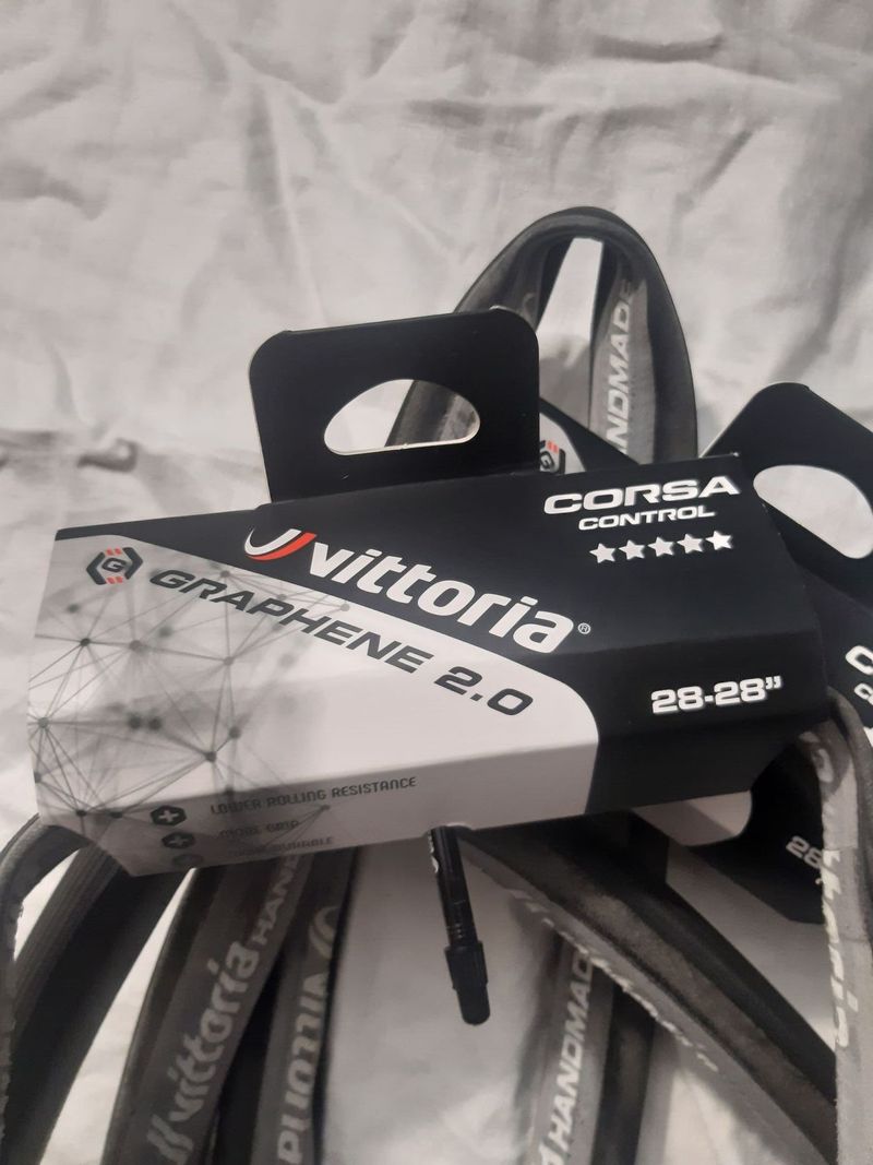 2x NOVÁ Vittoria Corsa G 2.0 28'' 28 mm silniční galuska 