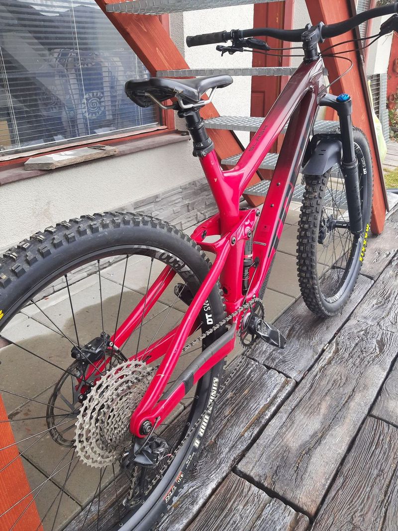 Trek Slash 9.7 karbon