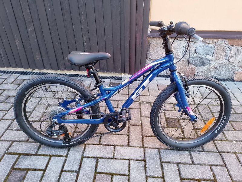 Dětské kolo GT Stomper 20 "