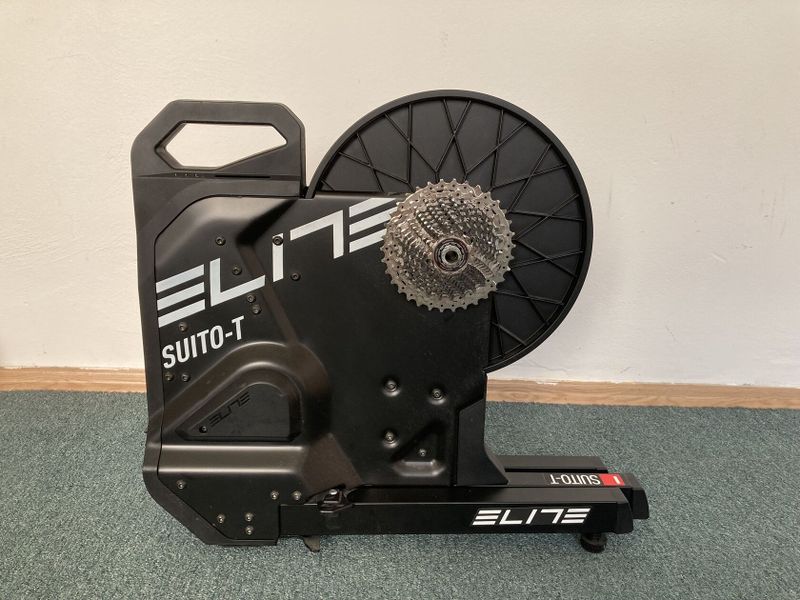 Trenažér Elite Suito-T + kazeta Shimano 105 CS-HG700 11-34