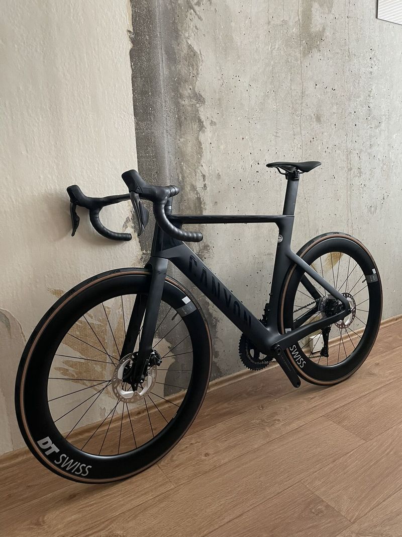 Canyon Aeroad CF SLX 8 Di2 vel. M