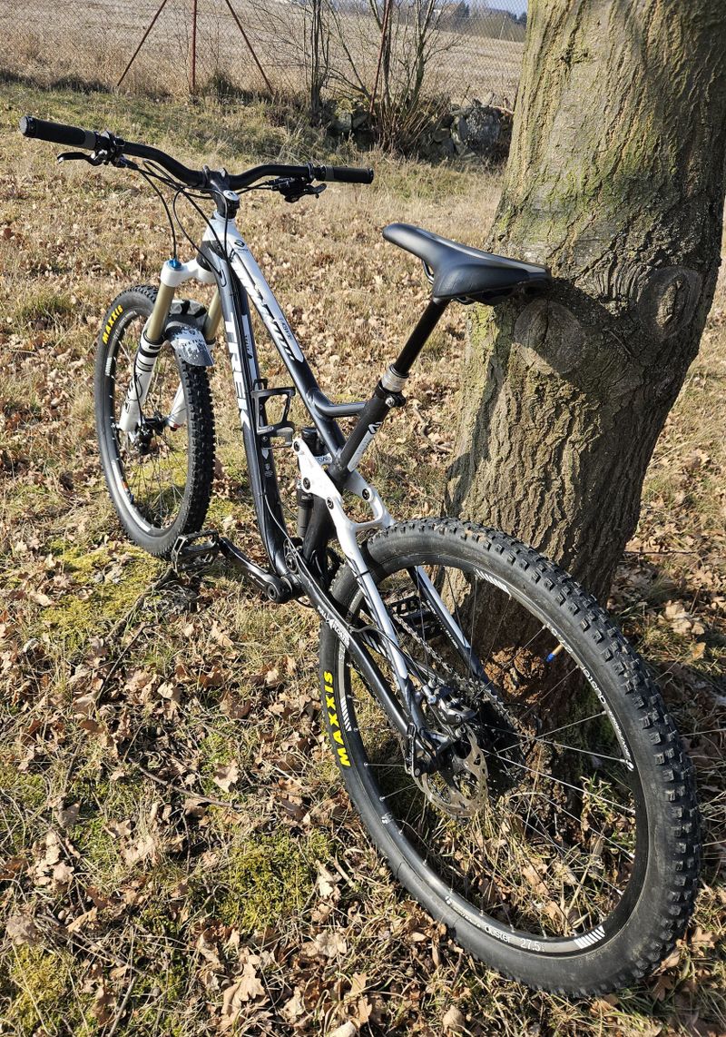 Trek Remedy 8