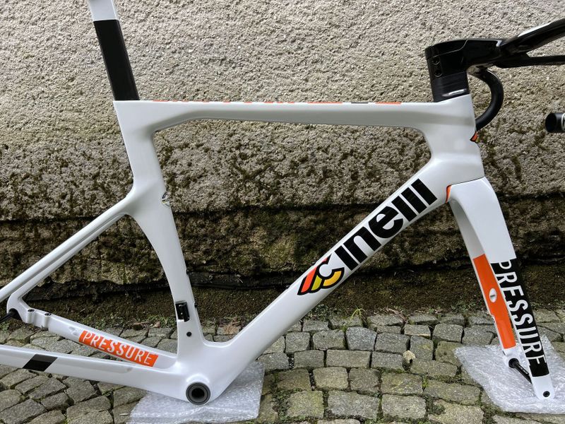 CINELLI Pressure Disc rámový set