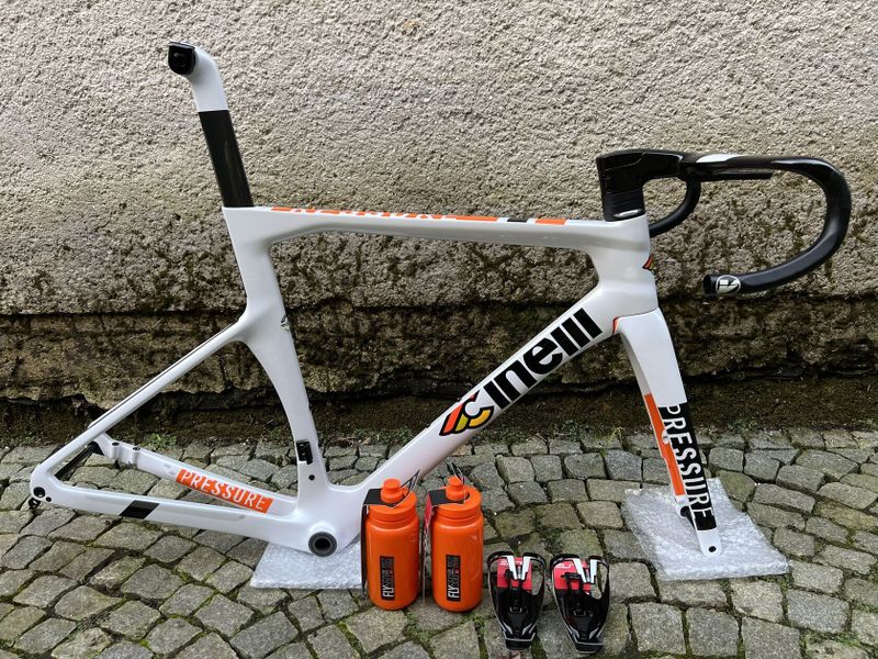 CINELLI Pressure Disc rámový set