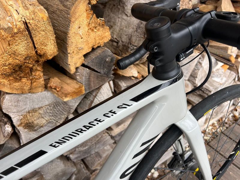 Prodej silničního kola CANYON Endurace CF SL 8 DISC Di2 (2021)