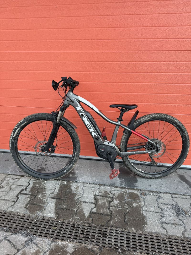 Trek Powerfly 5