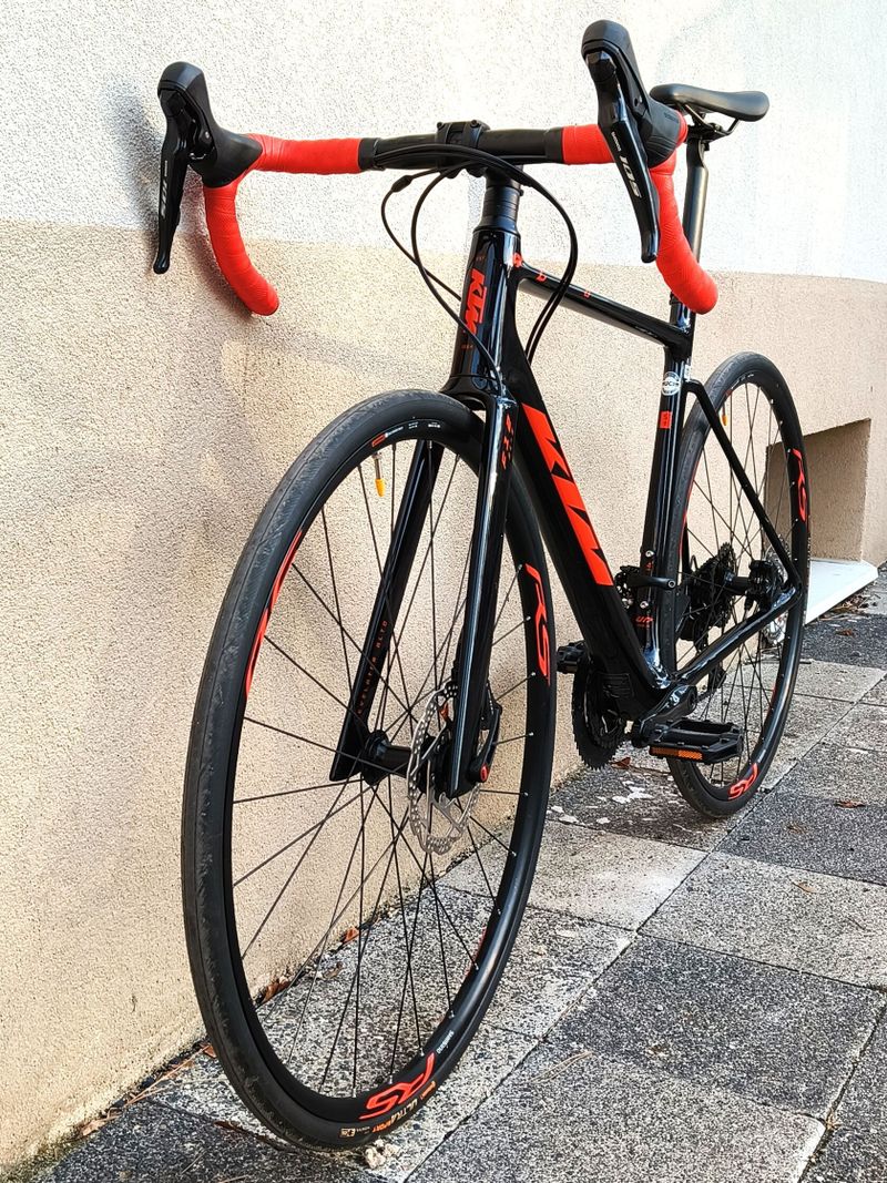 KTM REVELATOR ALTO PRO, 2023, vel. S/52, celocarbon, hydraulické brzdy, Shimano 105