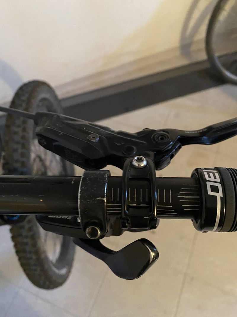 Prodám celoodpružené kolo commencal meta