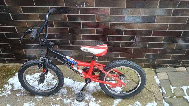 Rock Machine dětské BMX 16"