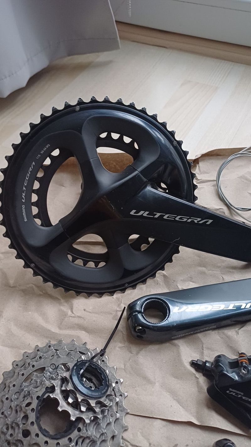 Kompletní sada Shimano Ultegra R8020 11s disc