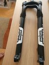 MTB vidlice FOX 32 Rhythm Remote, Zdvih: 100 mm