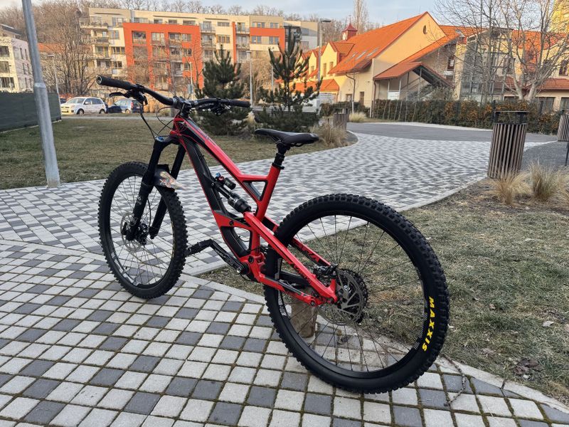 YT Capra CF PRO 2017 (M, 27.5")