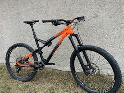 Commencal Meta AM V4