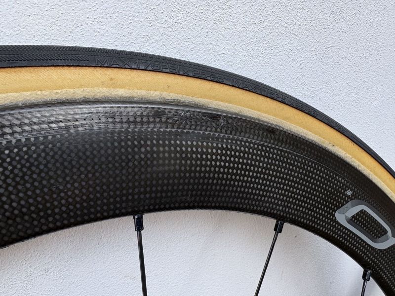 Campagnolo Bora One 50 + Vittoria galusky za 11.900 Kč