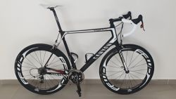 Canyon Ultimate CF SLX / SRAM Red / 6,3 kg / 188-198 cm 