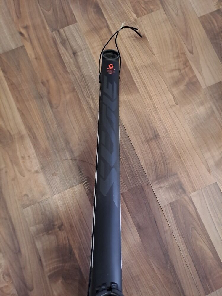 Nový nepoužitý karbonový rám Scott Scale 29er / velikost L / pro pevnou osu 12x142mm 