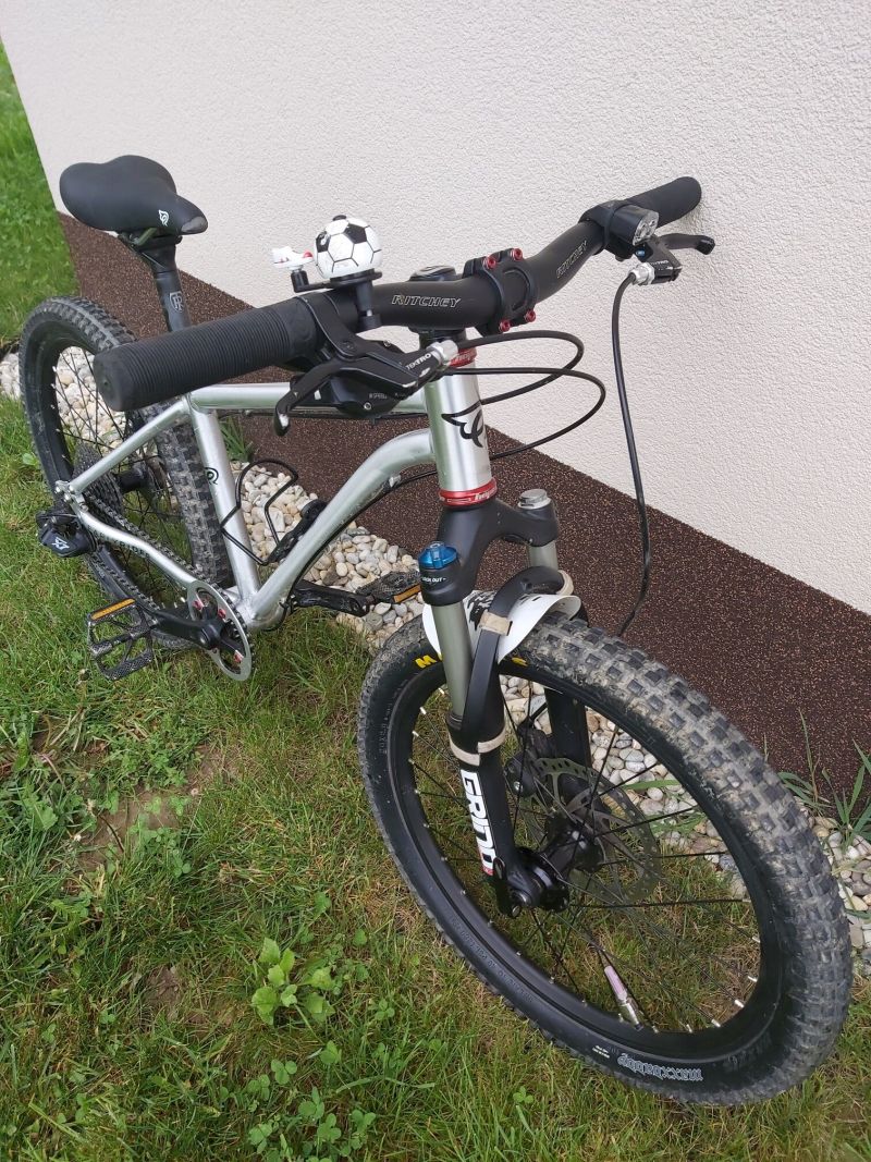 Dětské kolo EARLY RIDER Hellion T20HT 