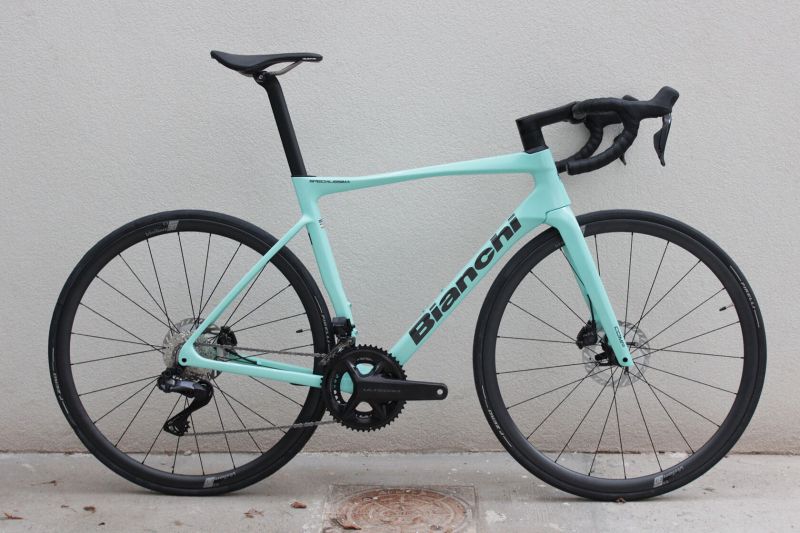 BIANCHI SPECIALISSIMA COMP DISC ULTEGRA Di2 12SP 2024 velikost 55