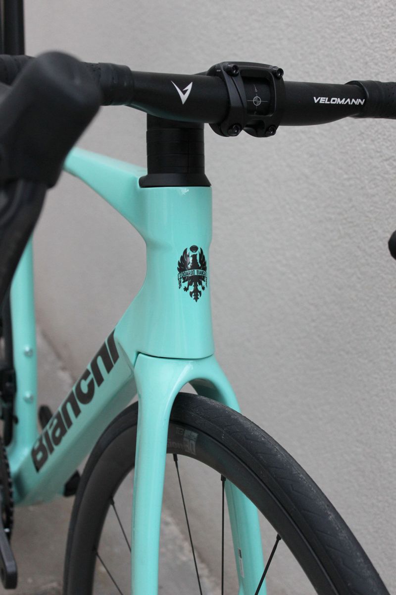 BIANCHI SPECIALISSIMA COMP DISC ULTEGRA Di2 12SP 2024 velikost 55