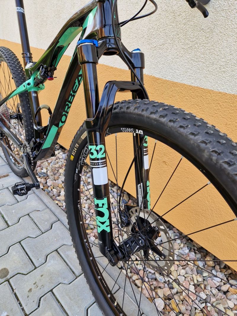 Prodám celoodpružené karbonové MTB kolo ORBEA OIZ 29"